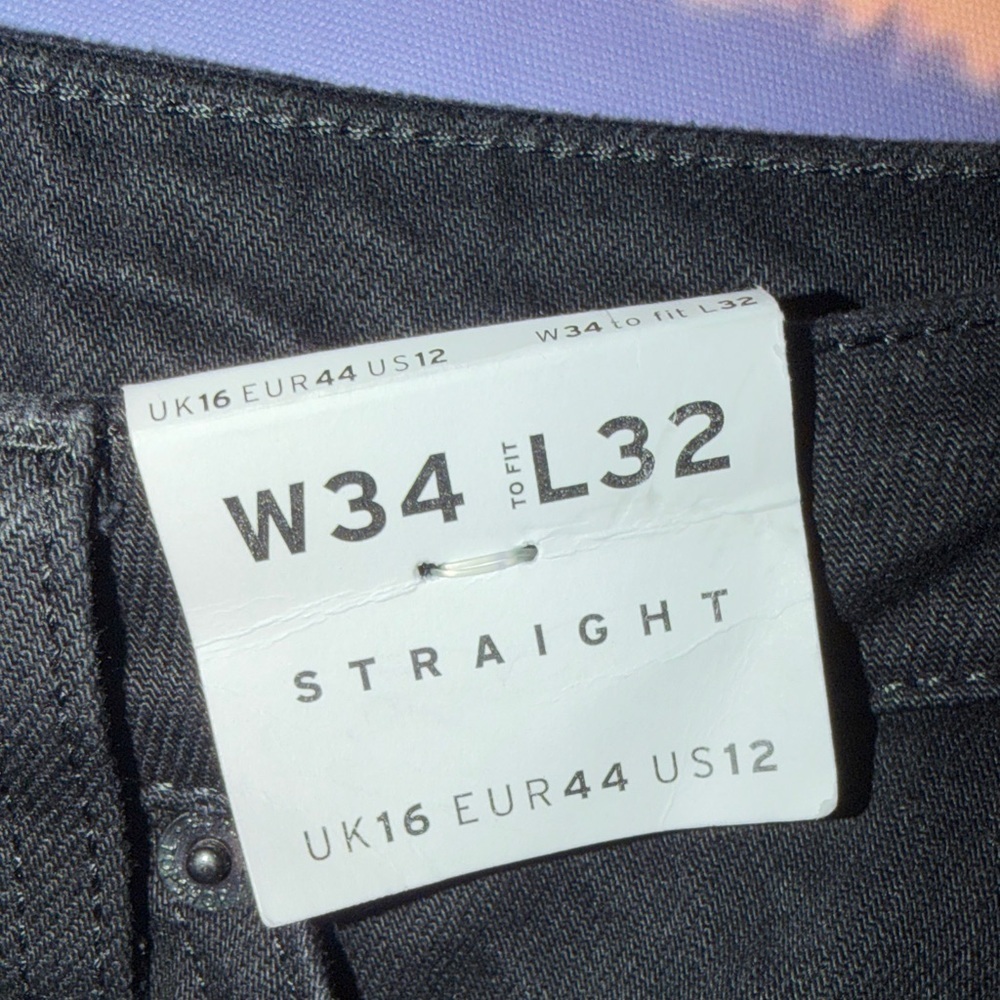 Universal Thread Black Ankle Jeans - Picture 2 of 6